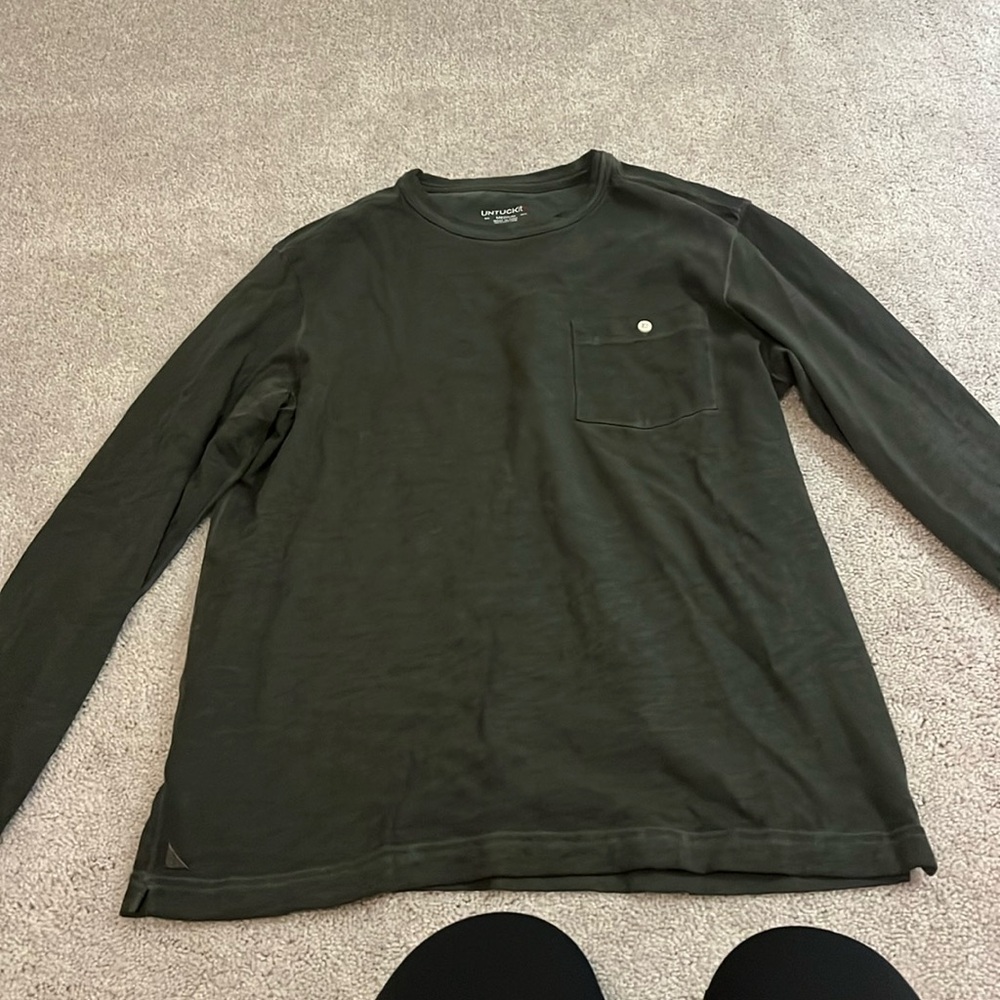 Untuckit long sleeve shirt
